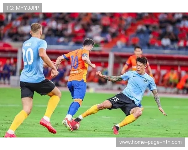 加西亚专项训练防线盯人技巧，小范围突破有进步