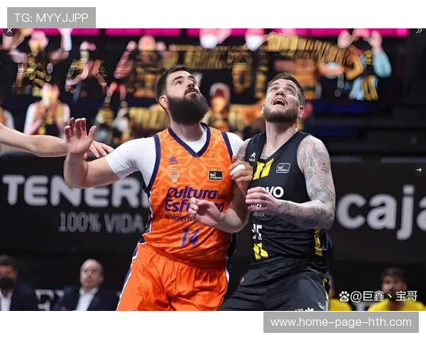 瓦伦西亚整体配合同步顺滑,ACB场面完全被掌控